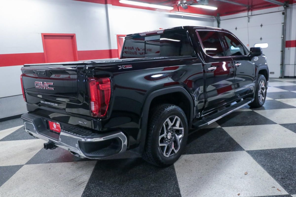 GMC Sierra photo 7