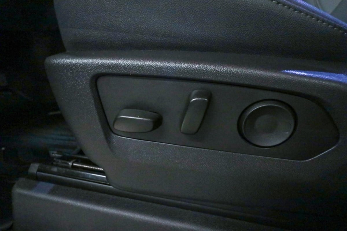 GMC Sierra photo 14