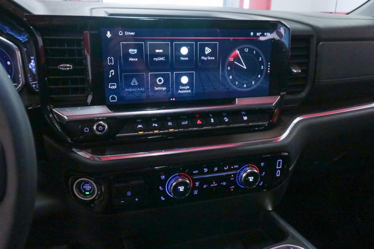 GMC Sierra photo 20