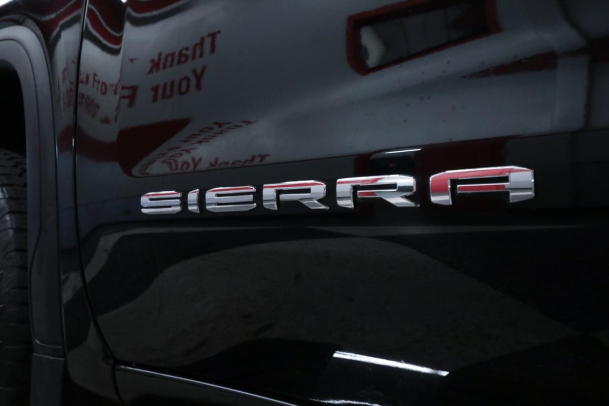 GMC Sierra photo 49