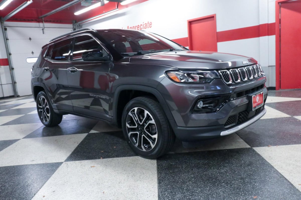 Jeep Compass photo 3
