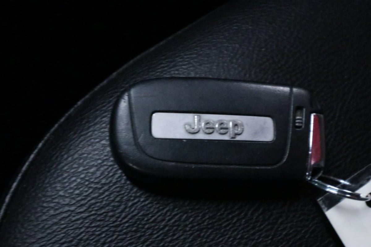 Jeep Compass photo 12