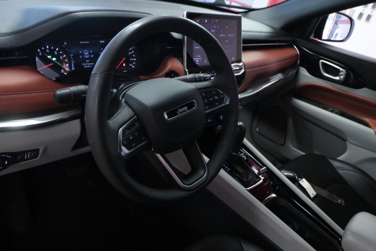 Jeep Compass photo 13