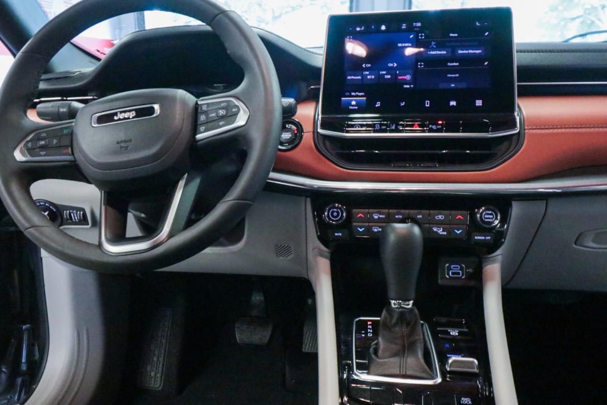 Jeep Compass photo 21