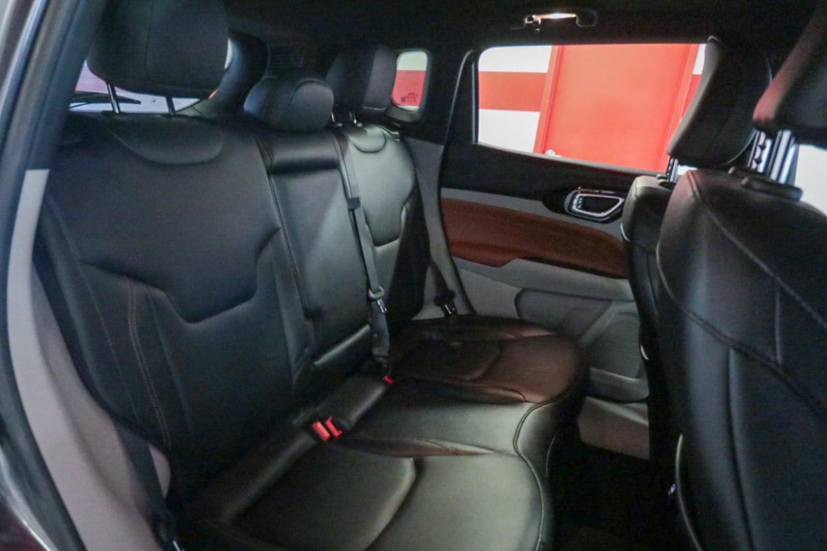 Jeep Compass photo 22