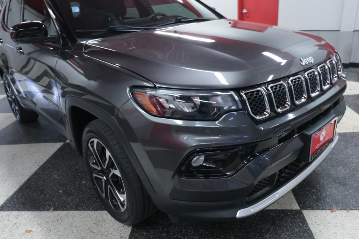 Jeep Compass photo 30