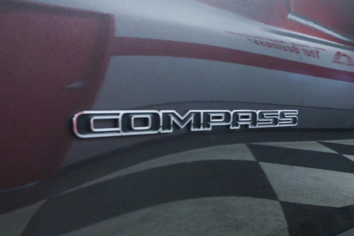 Jeep Compass photo 32