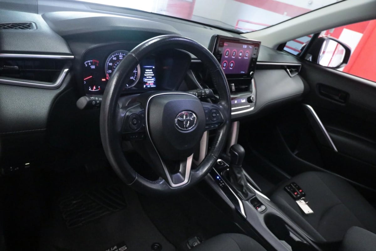 Toyota Corolla Cross photo 9