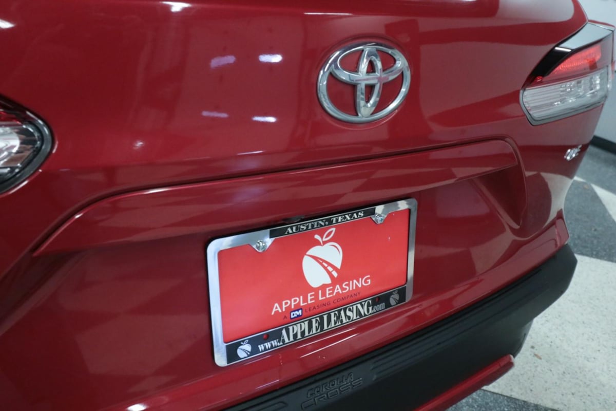 Toyota Corolla Cross photo 28
