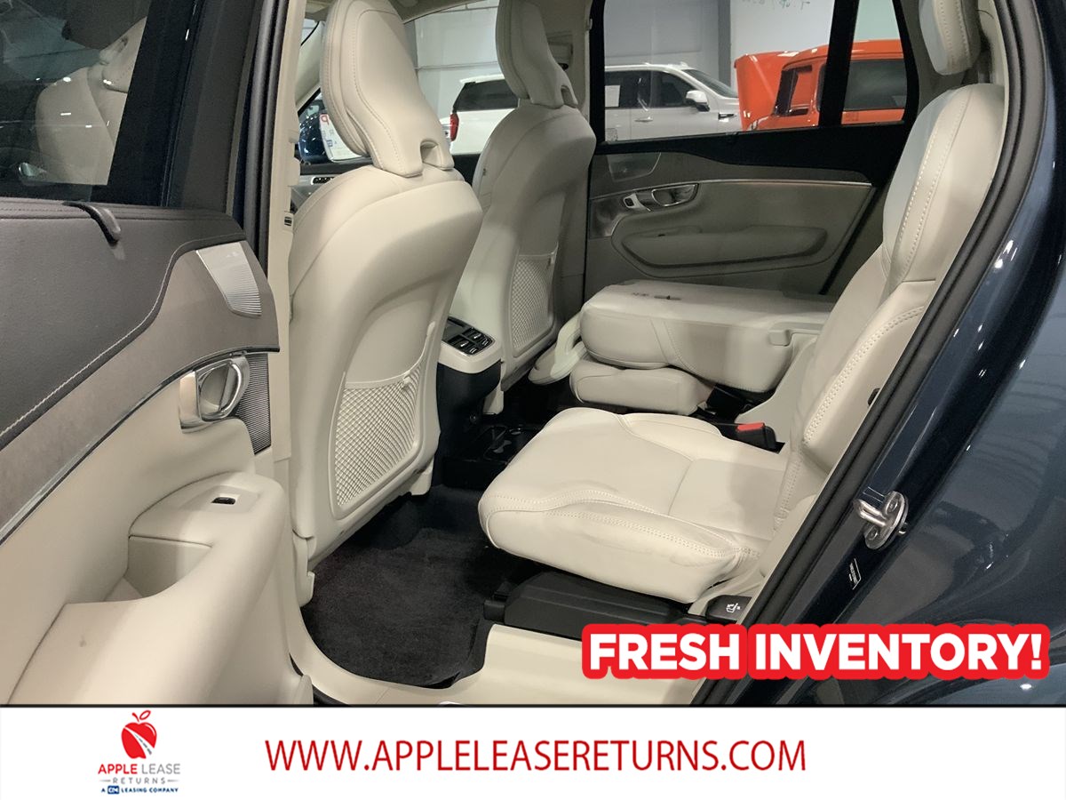 Volvo XC90 photo 9