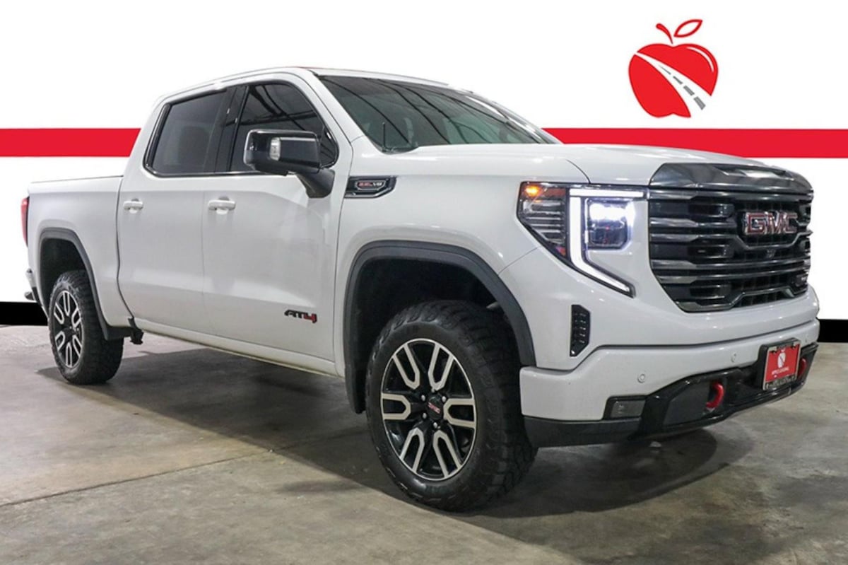 2023 GMC Sierra 1500 AT4