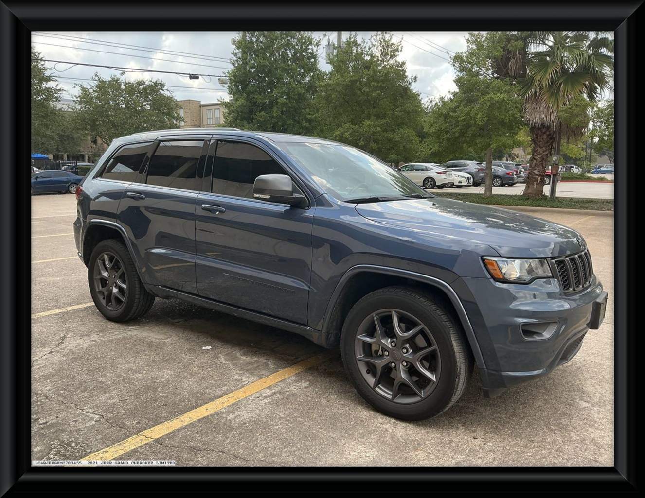 Jeep Grand Cherokee photo 11