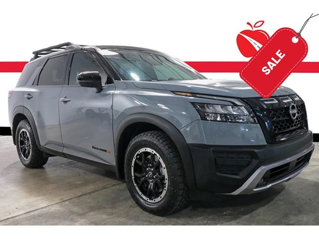 Solid Gray/Super Black 2023 Nissan Pathfinder SUV / Crossover All-Wheel Drive Automatic