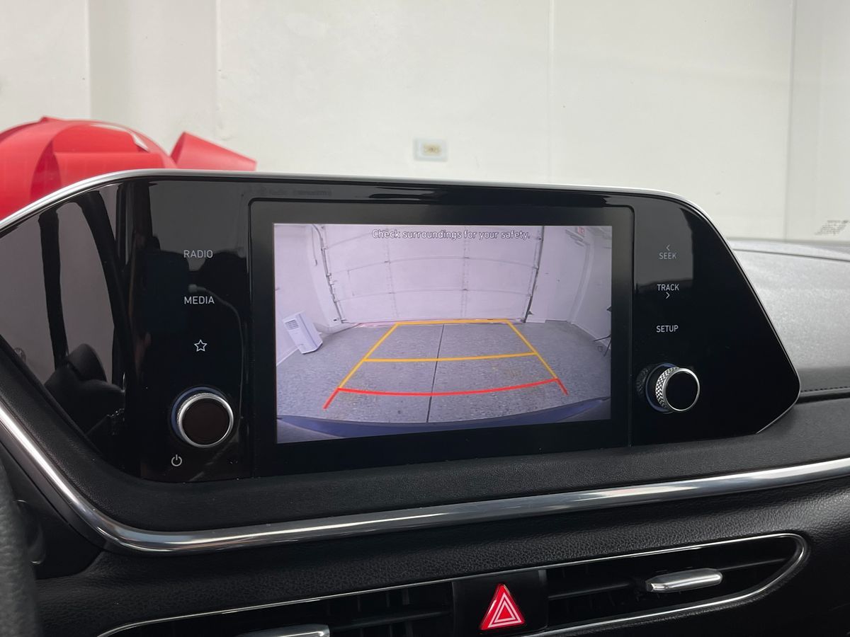 2020 Hyundai Sonata SEL photo 13