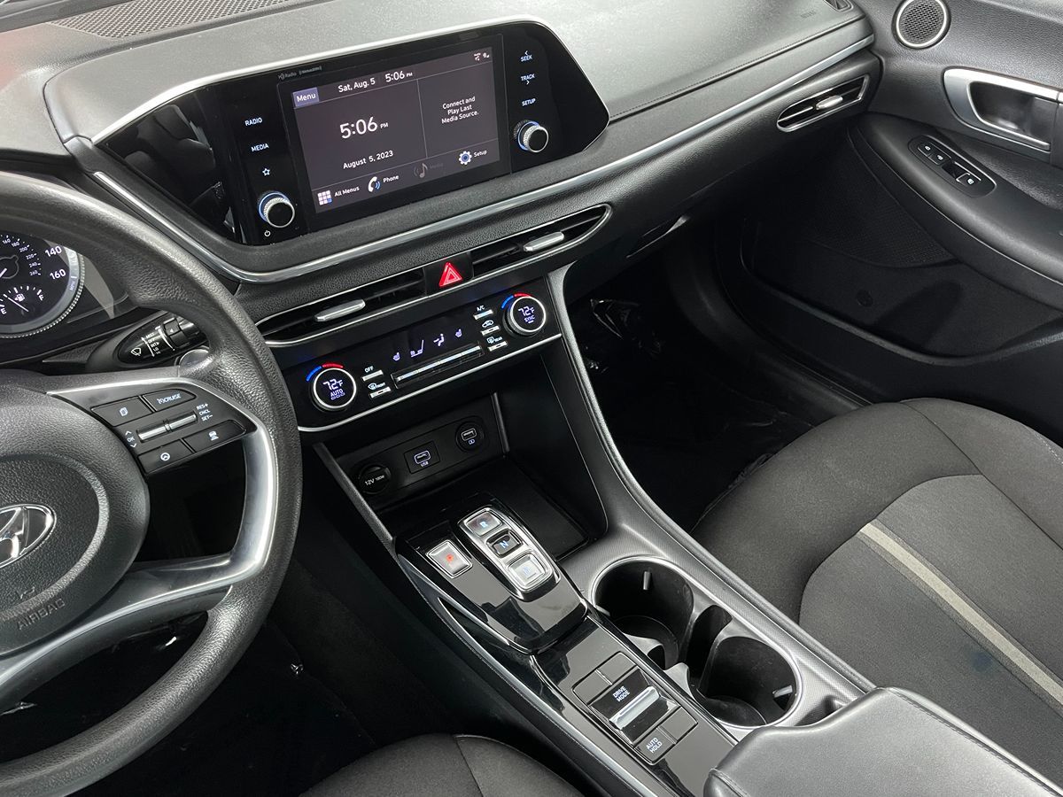 2020 Hyundai Sonata SEL photo 11