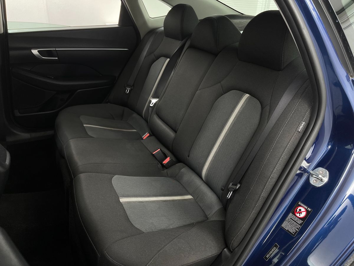 2020 Hyundai Sonata SEL photo 17