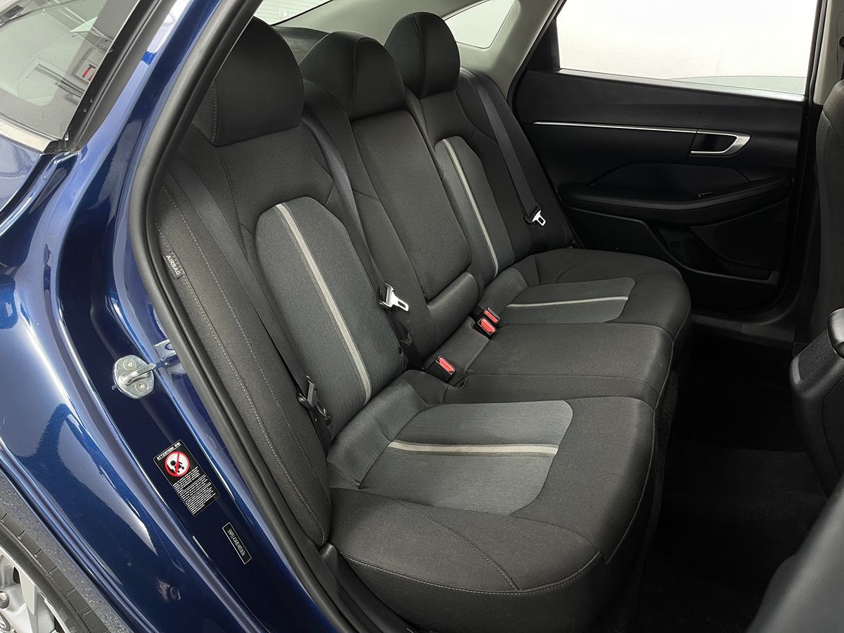 2020 Hyundai Sonata SEL photo 18
