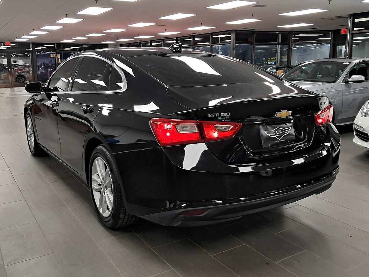 2018 Chevrolet Malibu 1LT photo 4