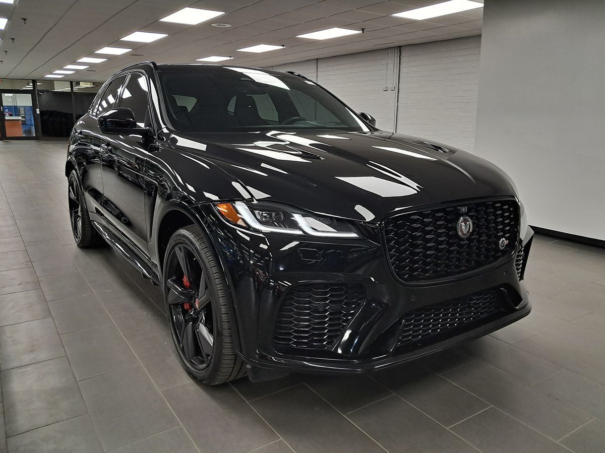 2023 Jaguar F-Pace SVR photo 2