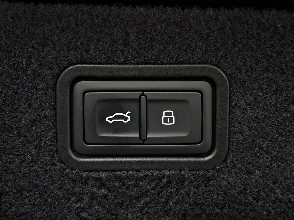 2021 Audi A8 Base - Photo 70