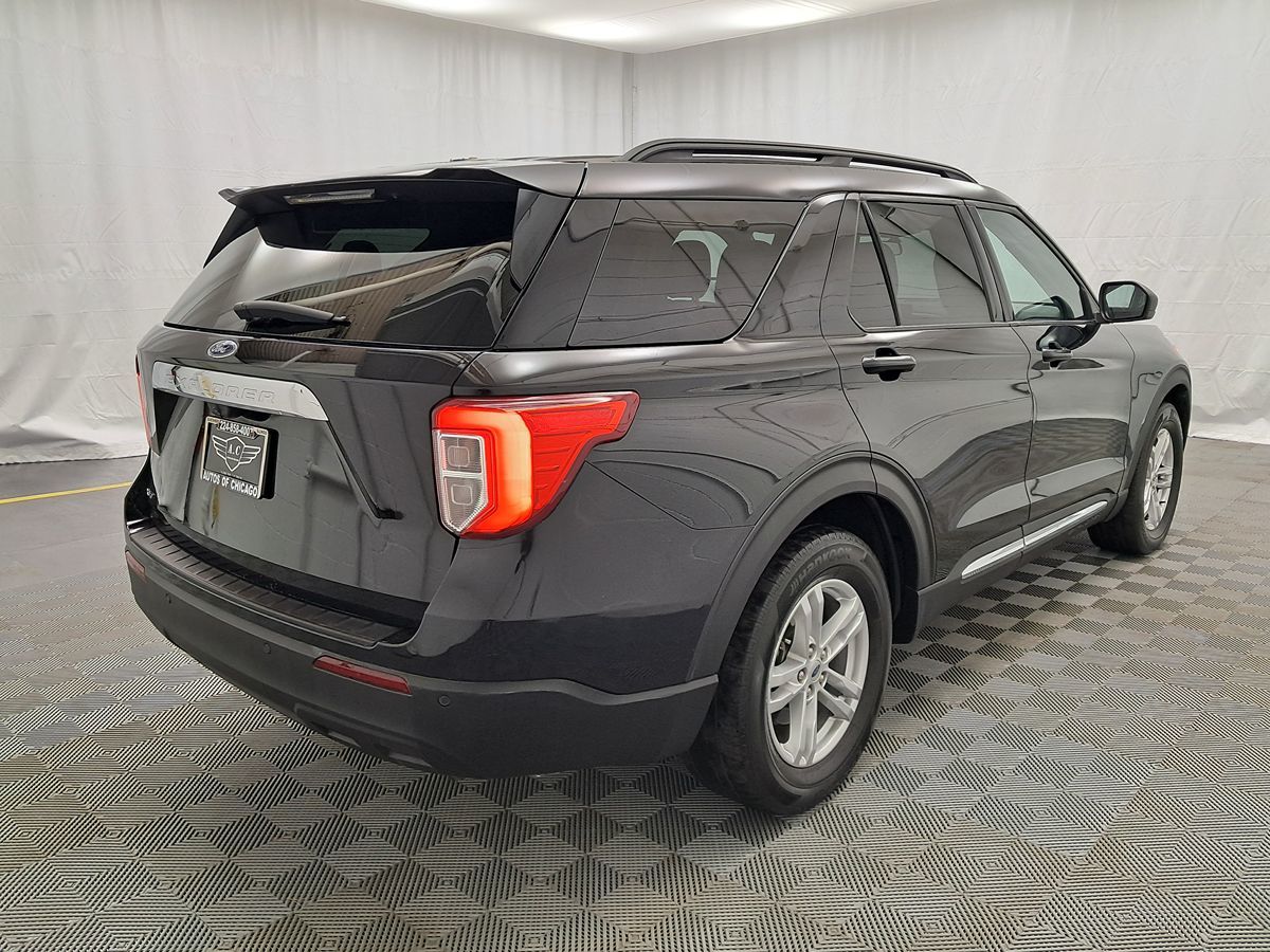 2020 Ford Explorer XLT photo 3