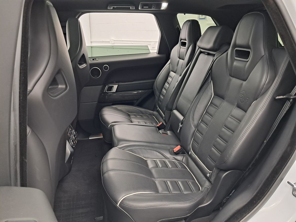 2017 Land Rover Range Rover Sport SVR photo 33