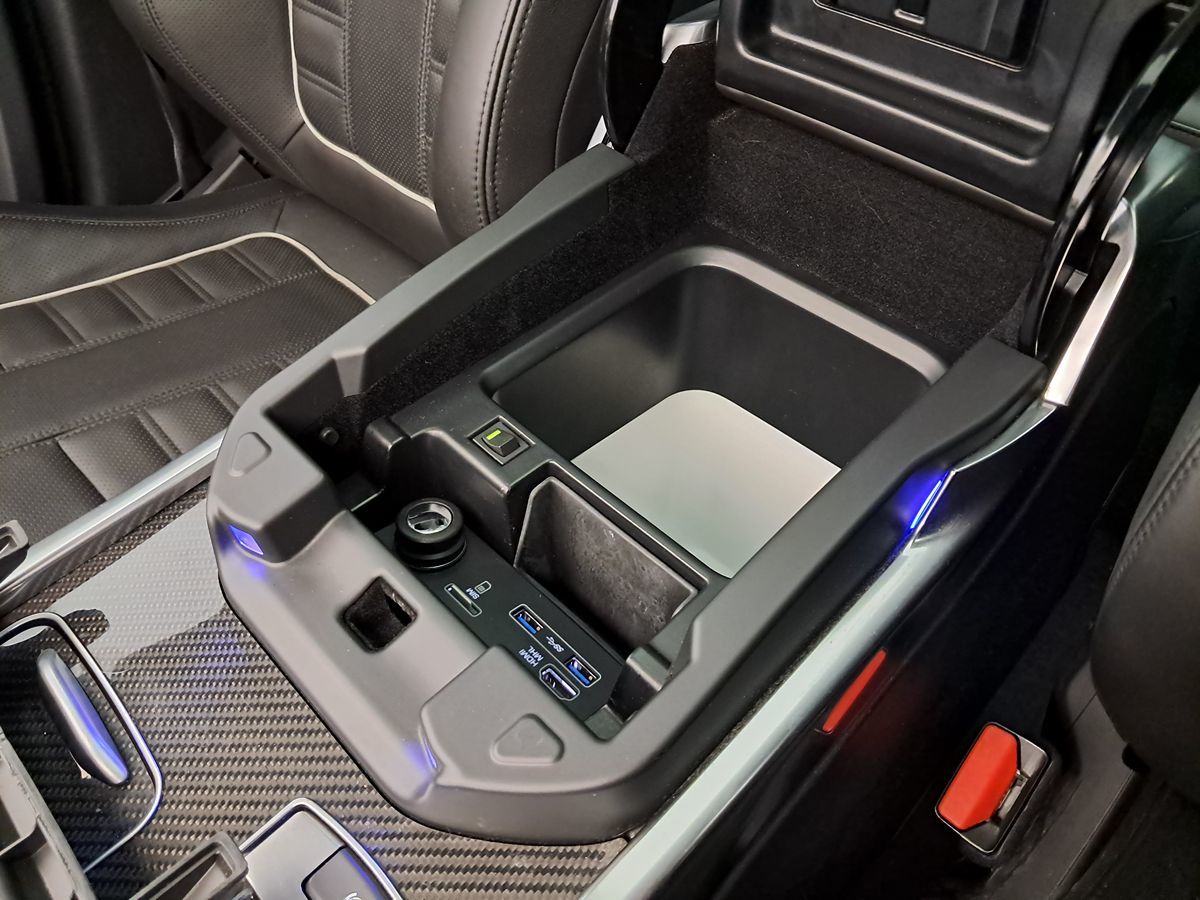 2017 Land Rover Range Rover Sport SVR - Photo 54