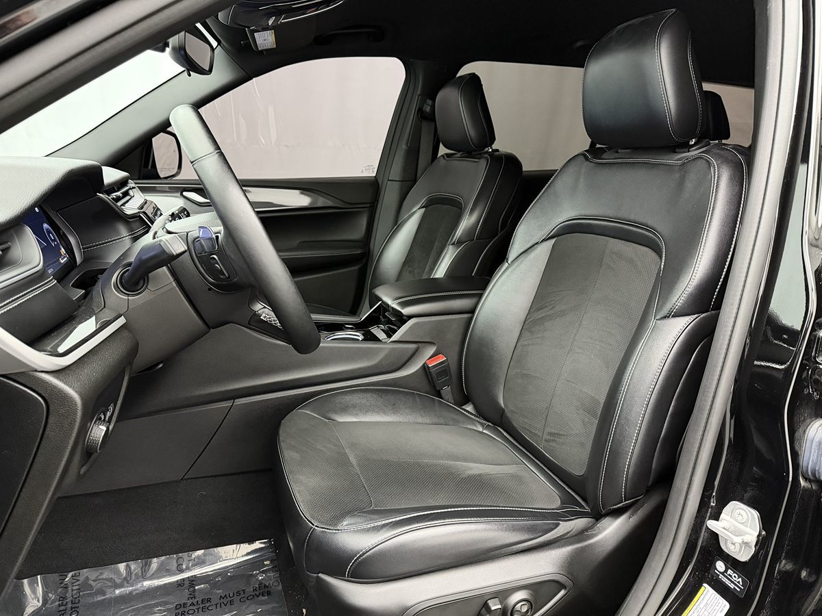 2022 Jeep Grand Cherokee L Altitude - Photo 8