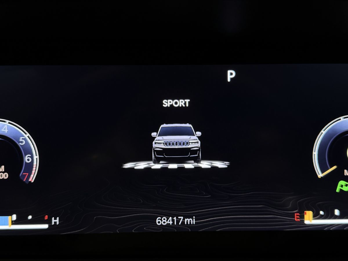 2022 Jeep Grand Cherokee L Altitude - Photo 12