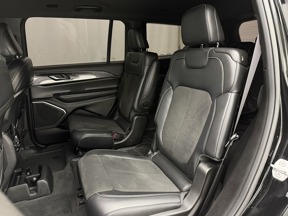 2022 Jeep Grand Cherokee L Altitude - Photo 31