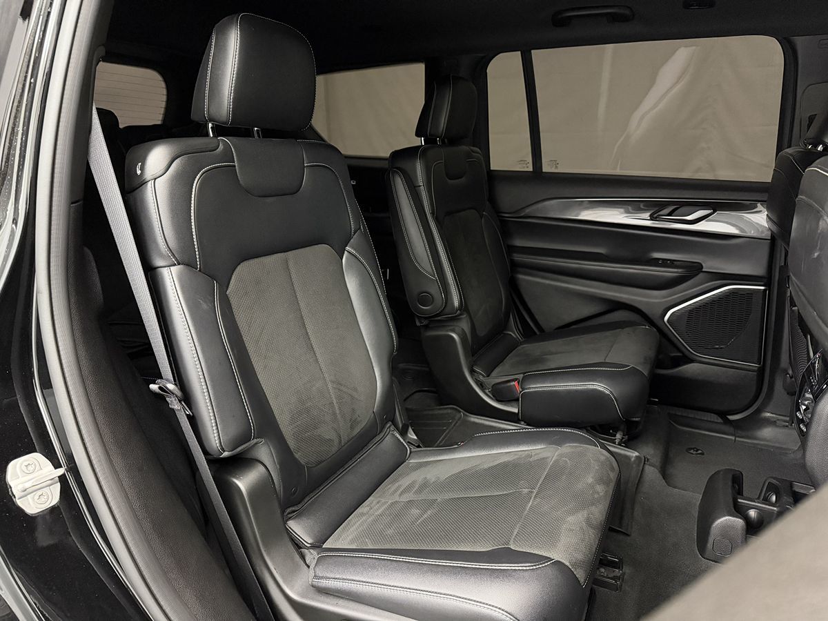2022 Jeep Grand Cherokee L Altitude - Photo 33