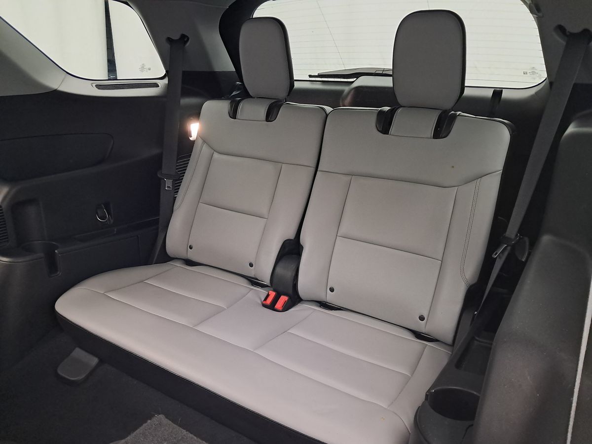 2021 Ford Explorer XLT - Photo 23