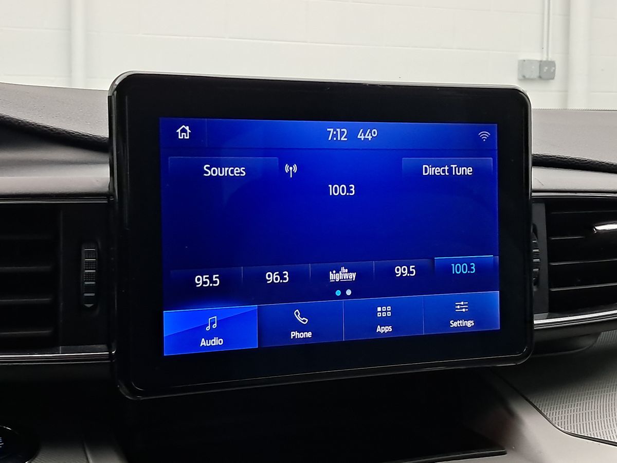 2021 Ford Explorer XLT photo 12