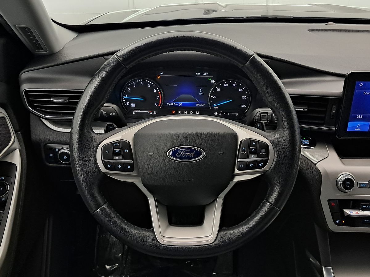 2021 Ford Explorer XLT photo 5