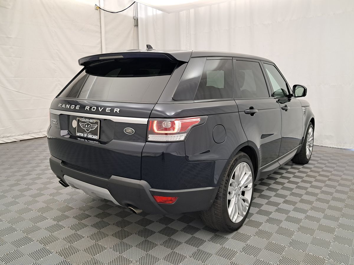 2015 Land Rover Range Rover Sport HSE photo 3