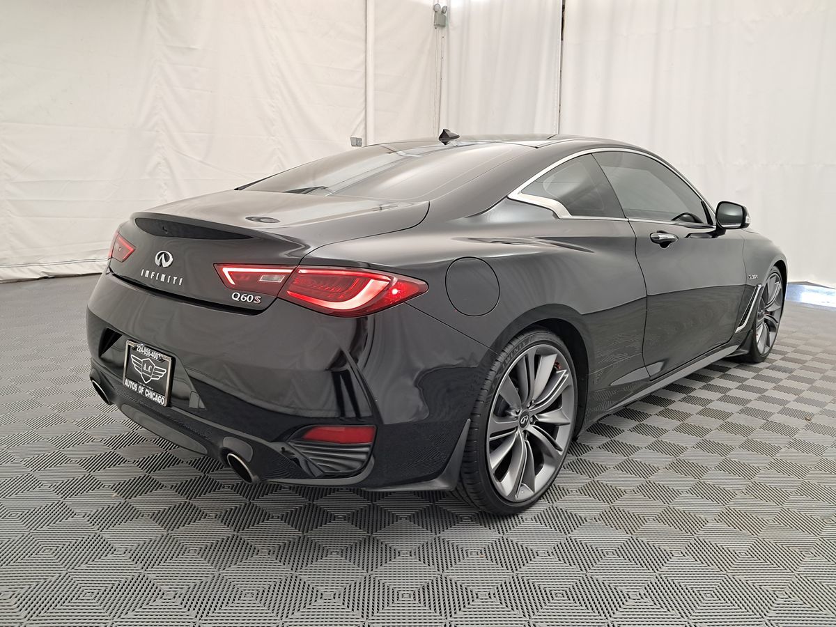 2018 Infiniti Q60 Red Sport 400 Premium photo 3