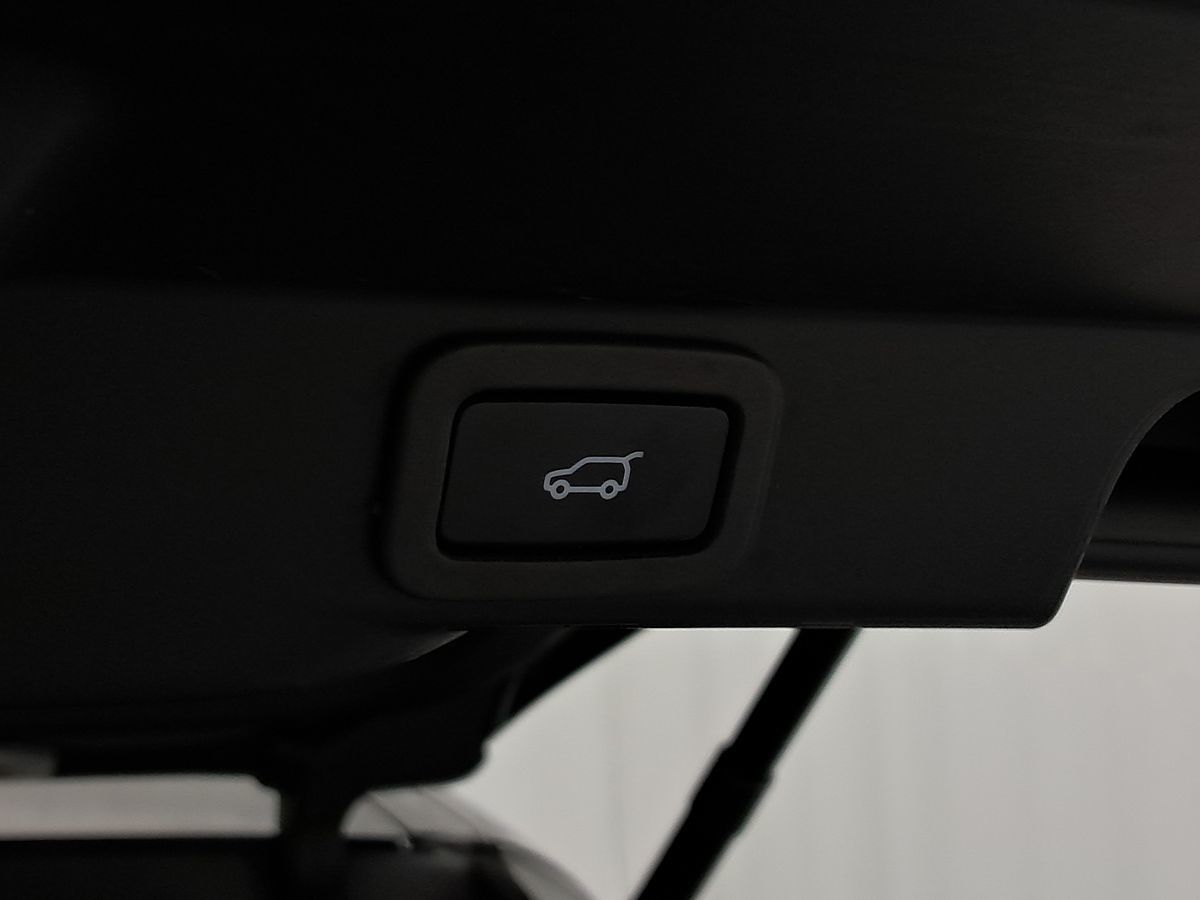 2019 Land Rover Range Rover Sport HST photo 31