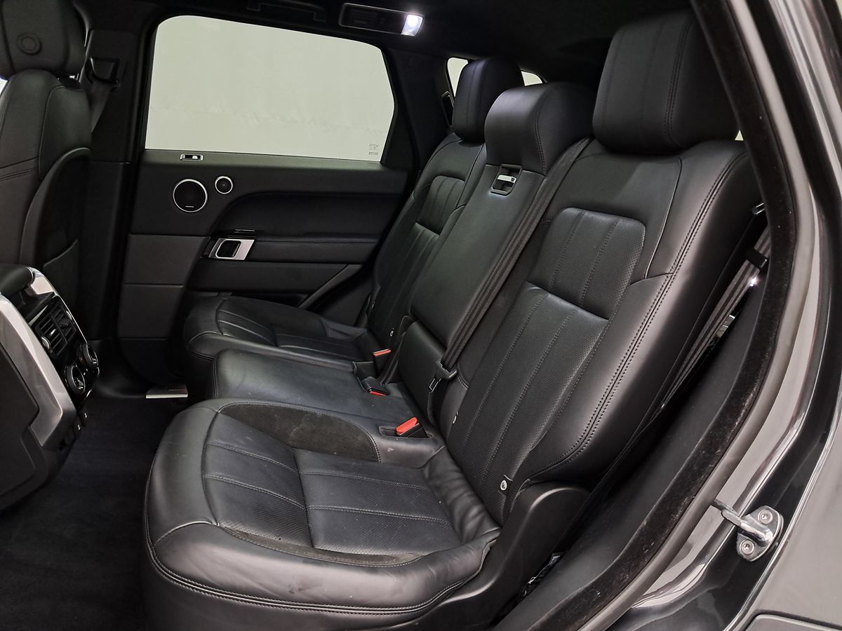 2019 Land Rover Range Rover Sport HST photo 23