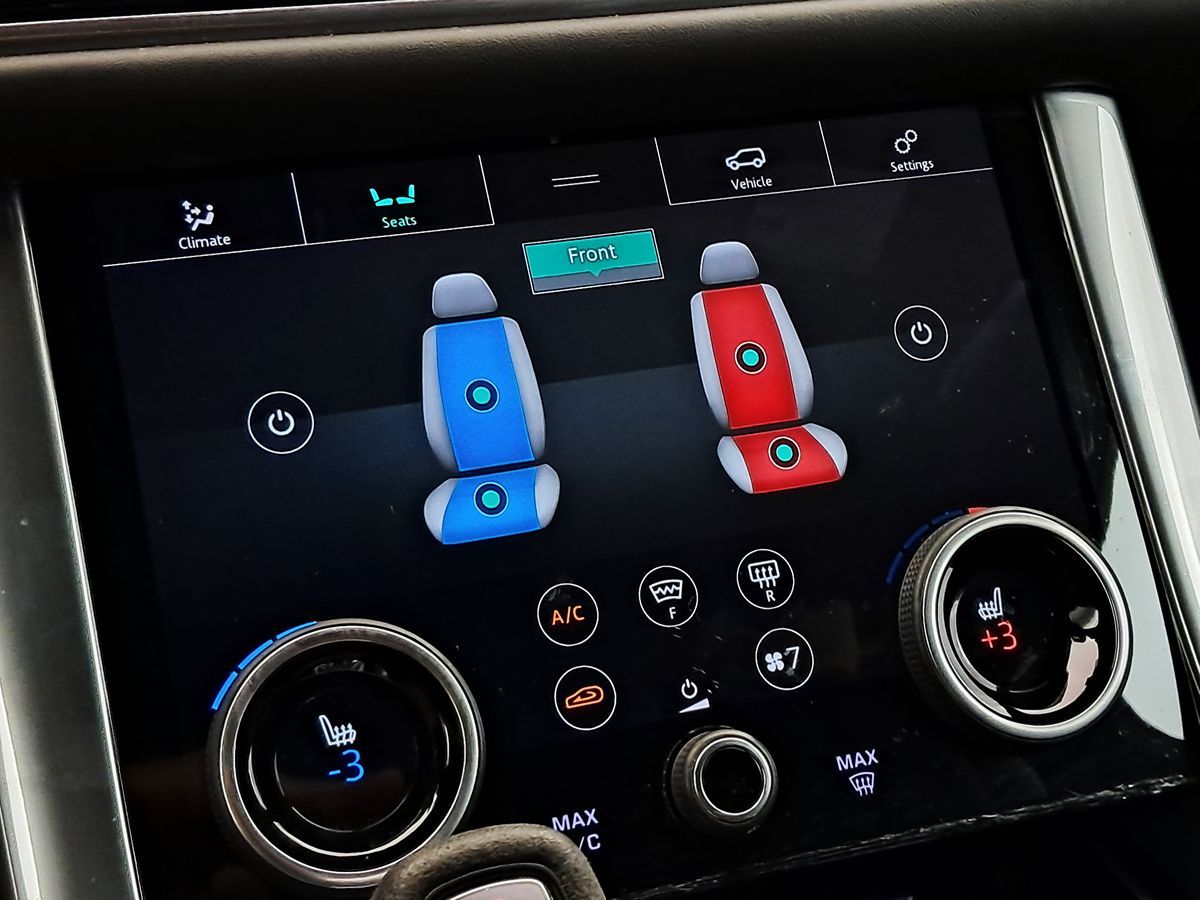 2019 Land Rover Range Rover Sport HST photo 17