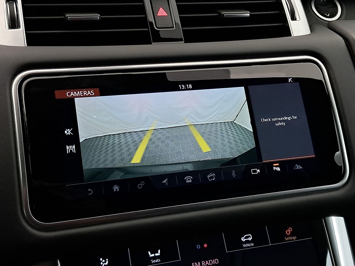 2019 Land Rover Range Rover Sport HST photo 14