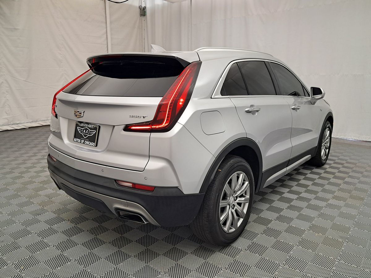 2020 Cadillac XT4 Premium Luxury photo 3