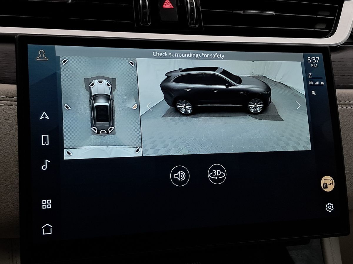 2021 Jaguar F-PACE Premium P250 photo 18