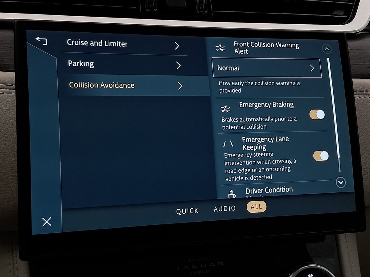 2021 Jaguar F-PACE Premium P250 photo 27