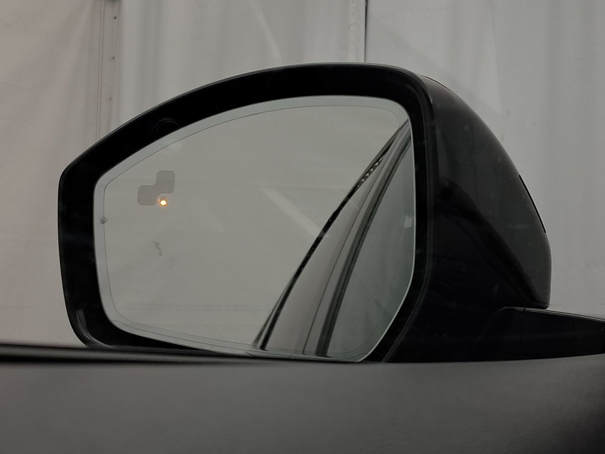 2021 Jaguar F-PACE Premium P250 photo 13