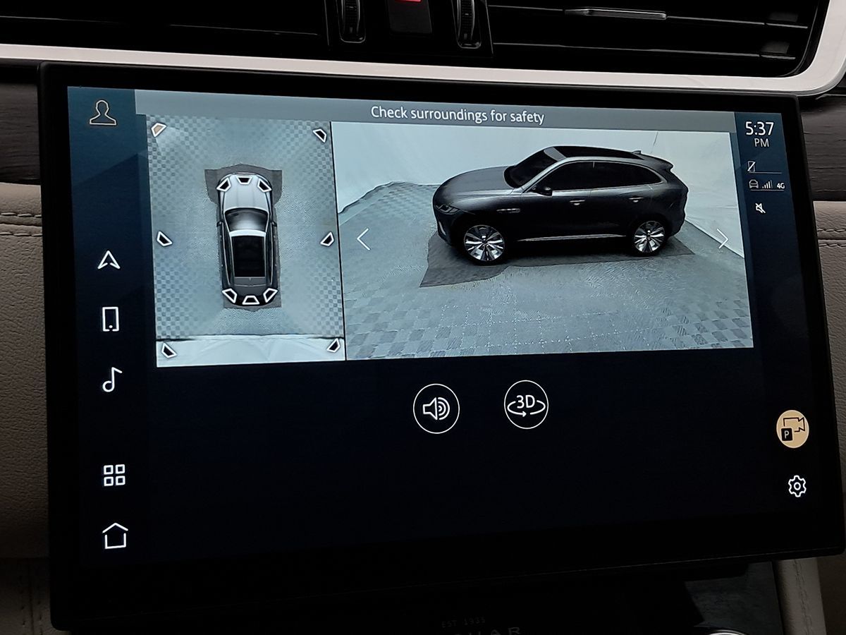 2021 Jaguar F-PACE Premium P250 photo 23