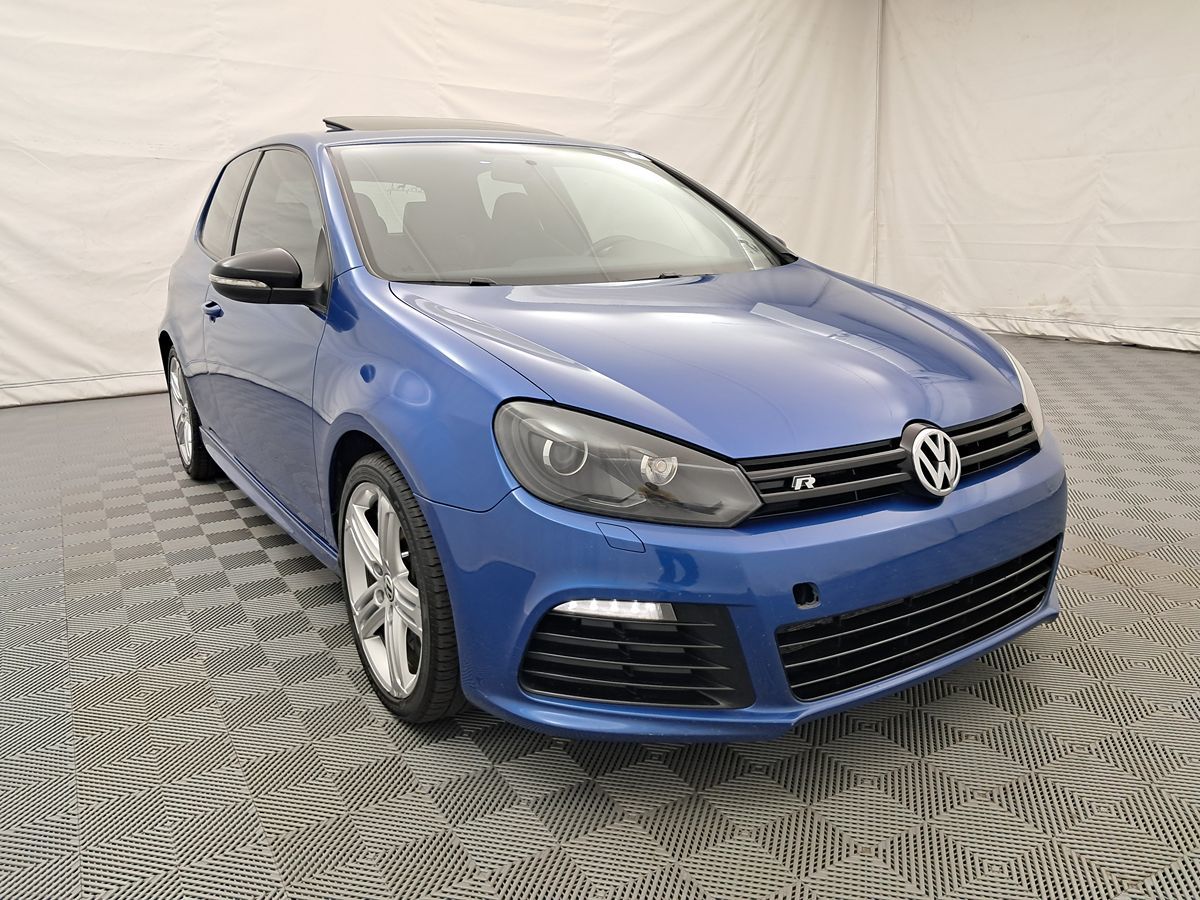 2012 Volkswagen Golf R photo 3
