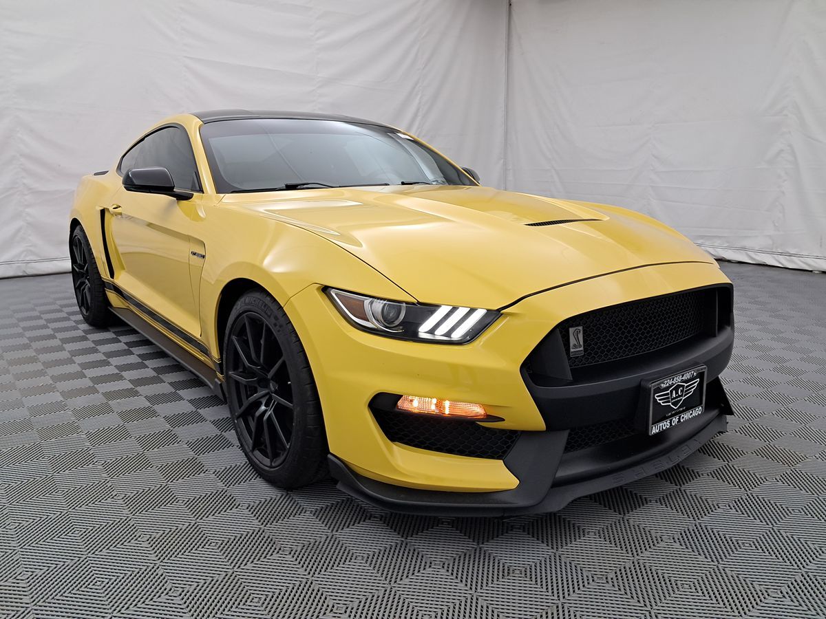 2016 Ford Mustang Shelby GT350 photo 2