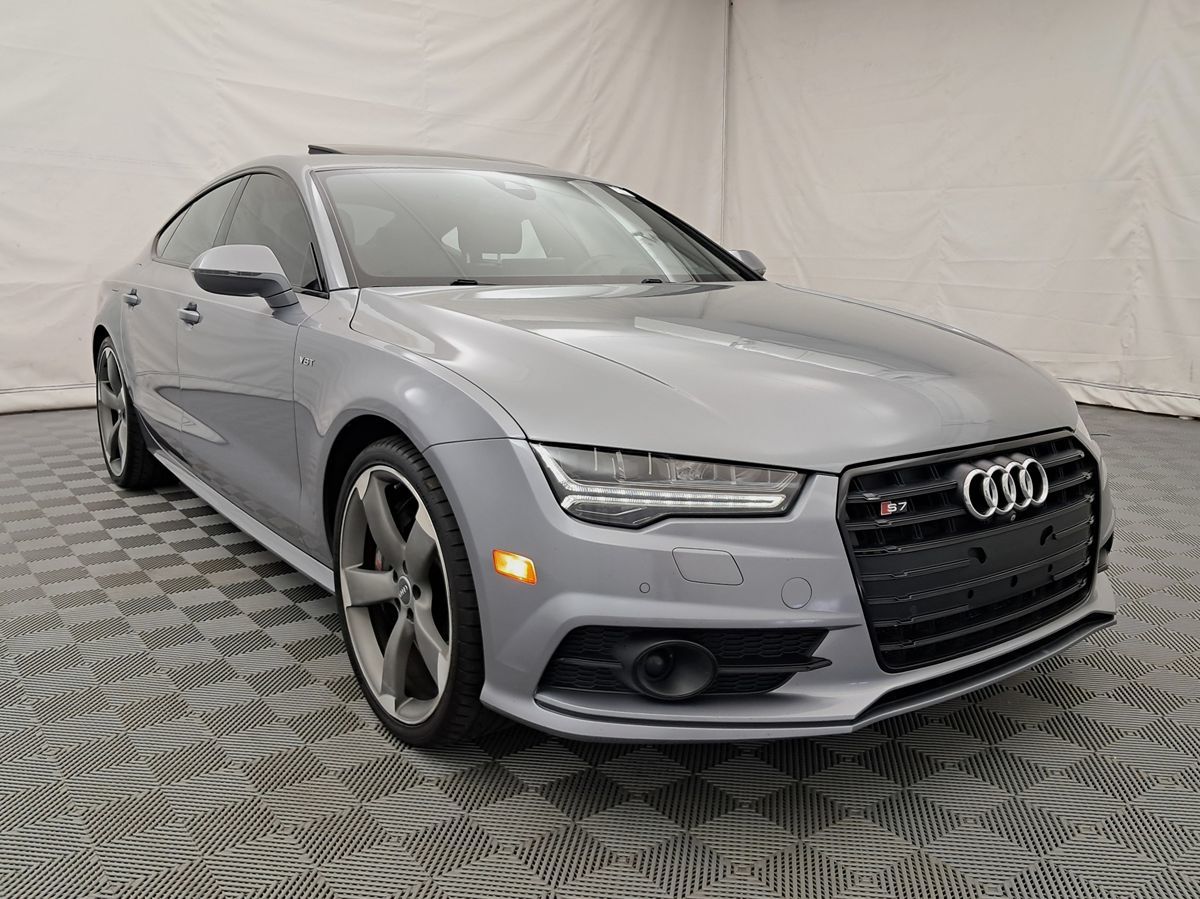 2017 Audi S7 Prestige photo 2