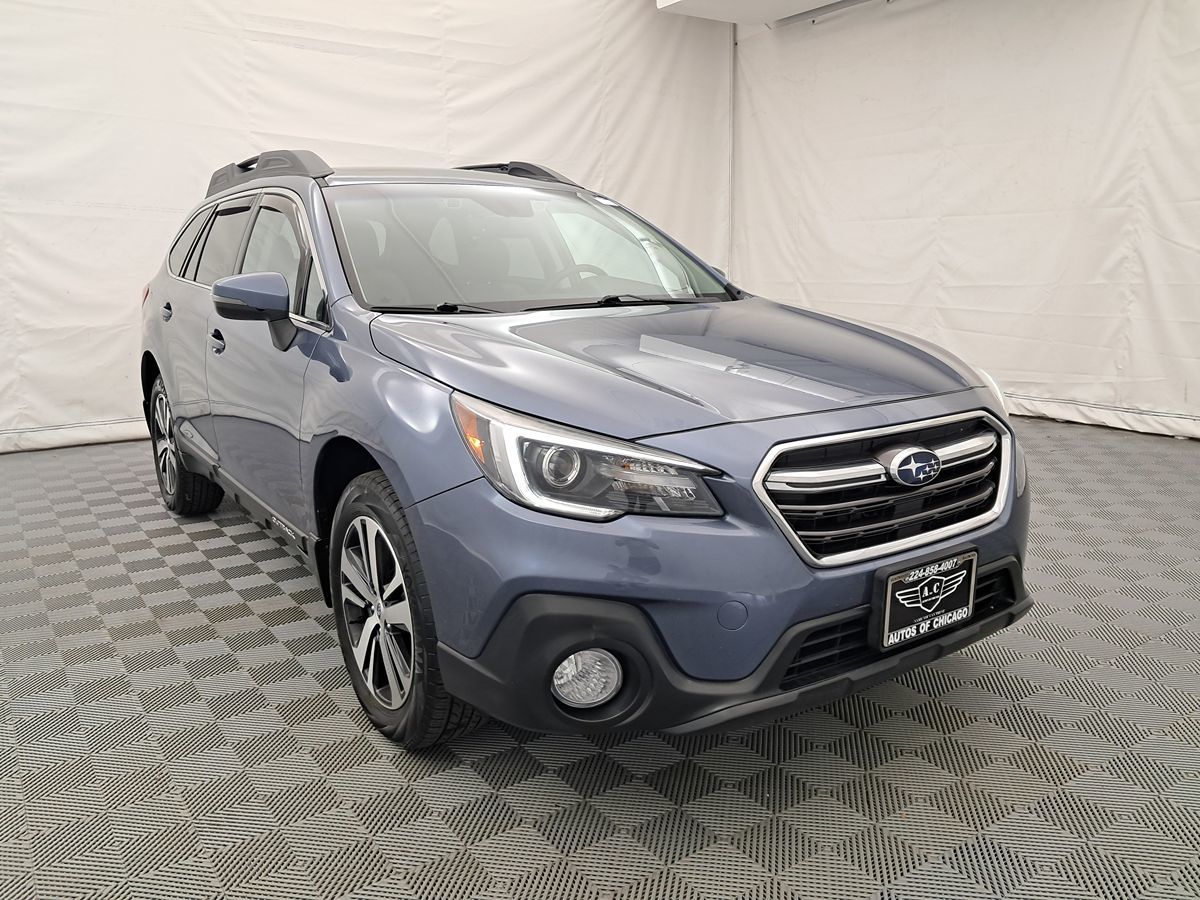 2018 Subaru Outback Limited photo 2