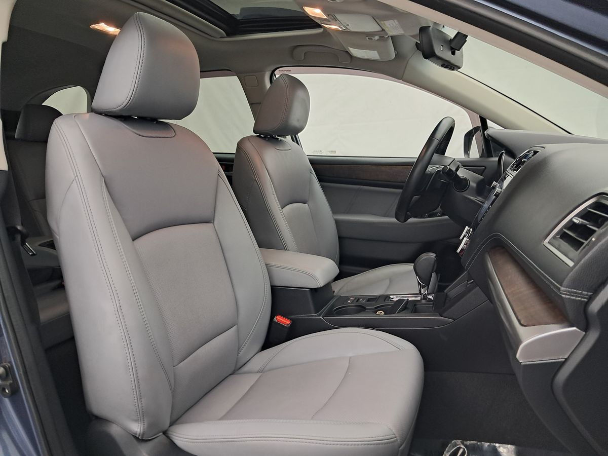 2018 Subaru Outback Limited photo 26